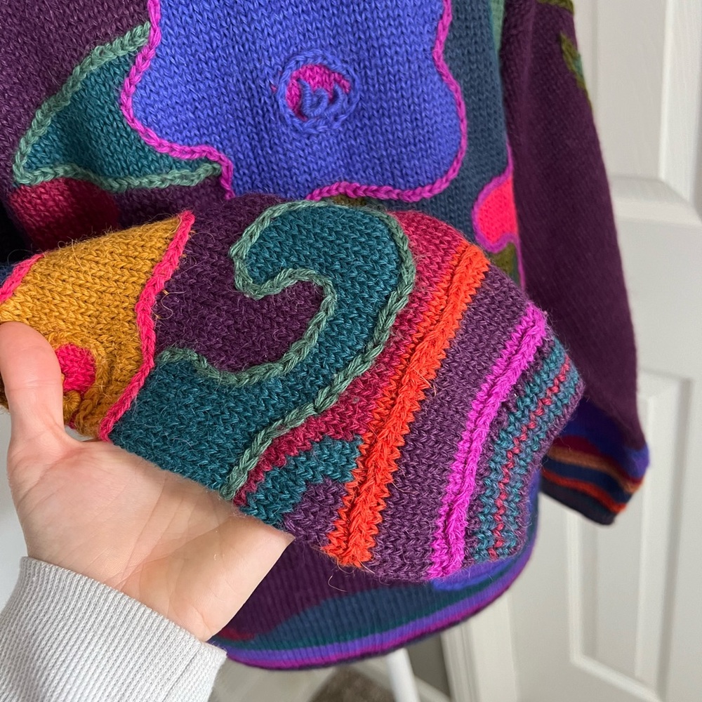 Peruvian Connection Medium Spectacular Alpaca Flo… - image 3